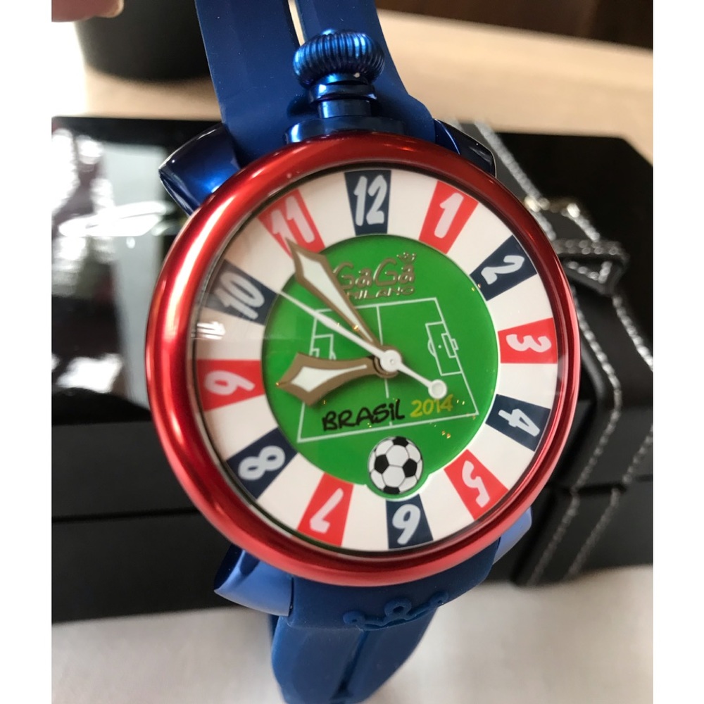 💝💯Authentic GaGa MILANO 2014 Brazil World Cup LIMITED EDITION Watch- UNISEX 💗